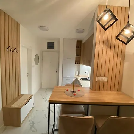 Cristal Lux Апартаменты Требинье